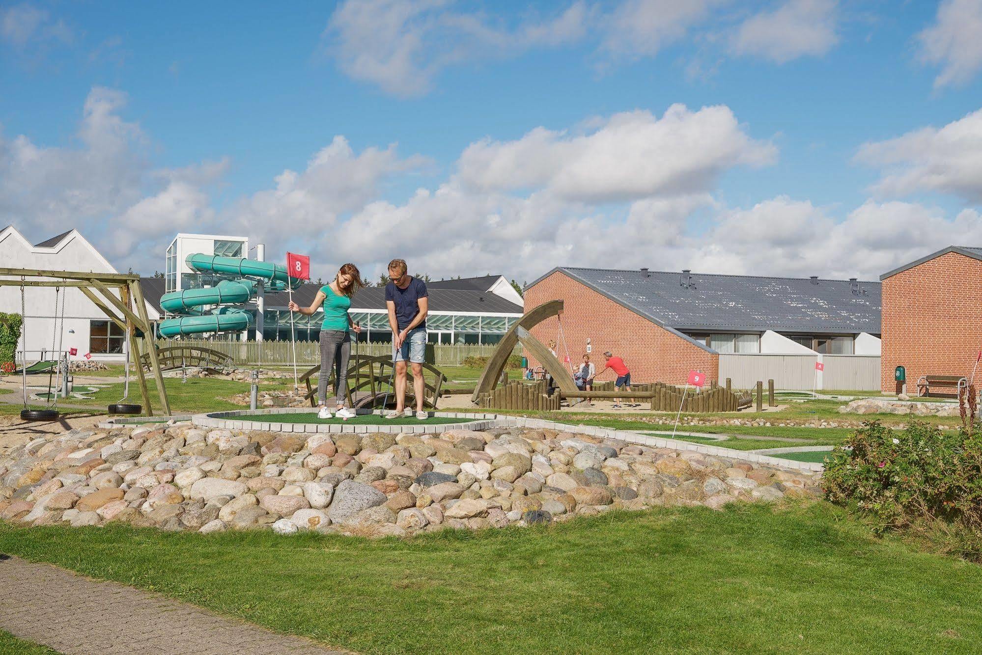 Landal Gronhoj Strand Løkken Exterior foto